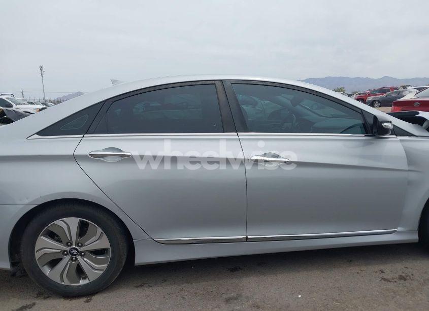 Photo 14 of 2013 Hyundai Sonata HYBRID LIMITED (VIN KMHEC4A48DA099622)