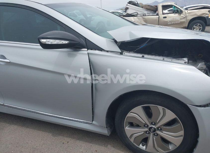 Photo 18 of 2013 Hyundai Sonata HYBRID LIMITED (VIN KMHEC4A48DA099622)