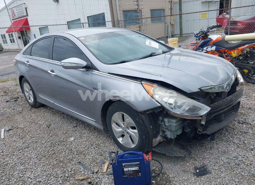 2014 Hyundai Sonata HYBRID (VIN KMHEC4A48EA116629) main photo