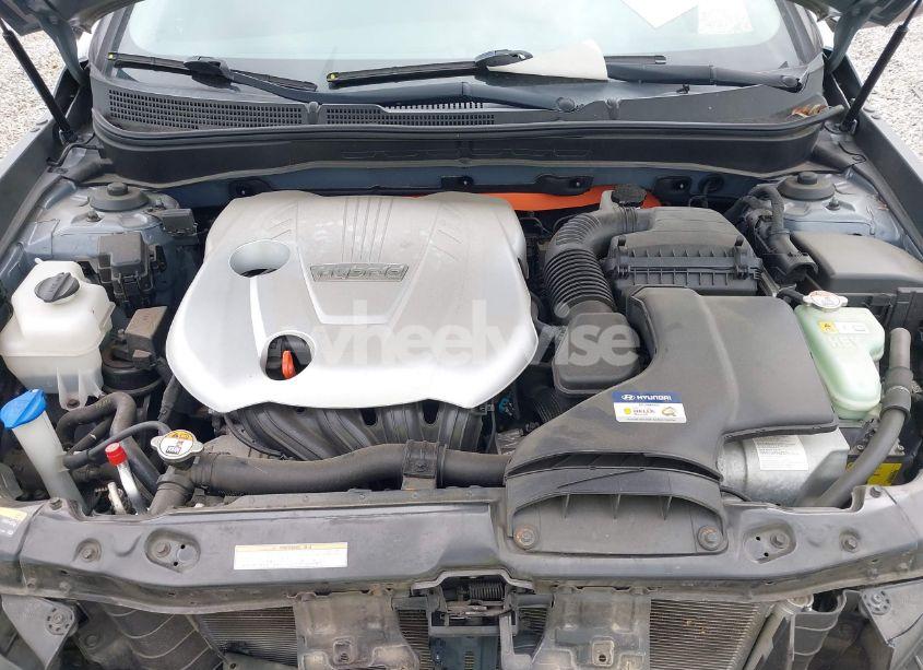 Photo 10 of 2014 Hyundai Sonata HYBRID (VIN KMHEC4A48EA116629)