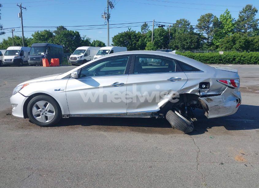 Photo 14 of 2011 Hyundai Sonata HYBRID (VIN KMHEC4A49BA001436)