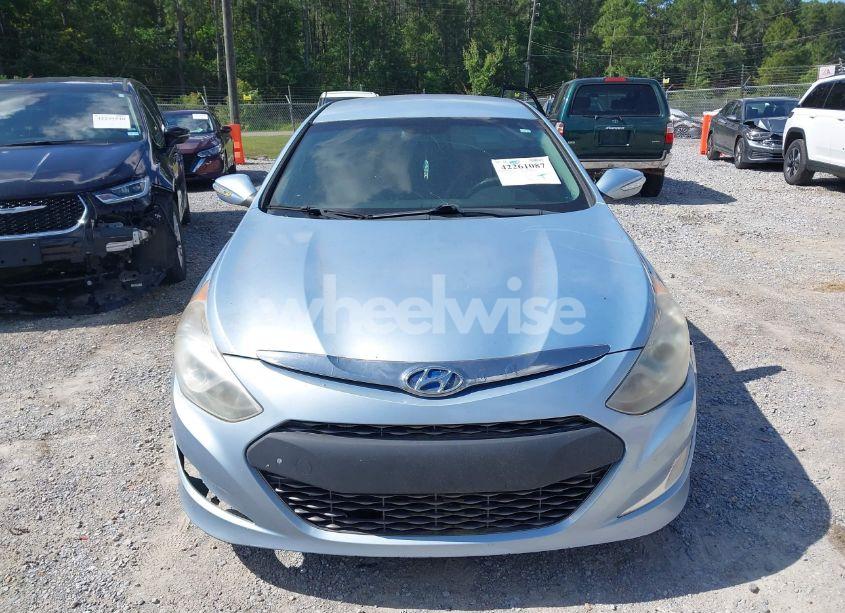 Photo 6 of 2011 Hyundai Sonata HYBRID (VIN KMHEC4A49BA005812)