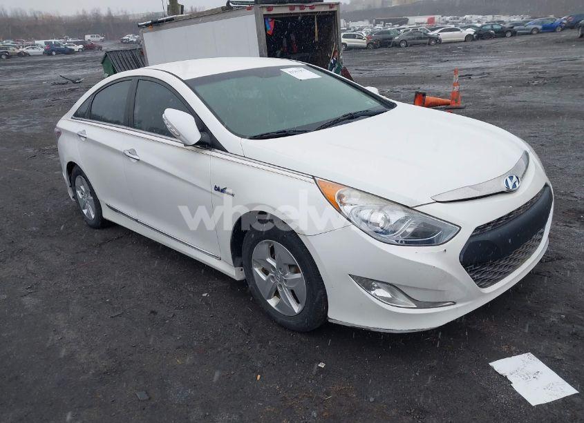 2012 Hyundai Sonata HYBRID (VIN KMHEC4A49CA044126) main photo