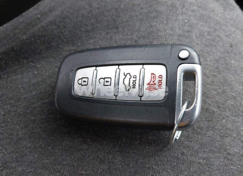 Photo 11 of 2012 Hyundai Sonata HYBRID (VIN KMHEC4A49CA044126)