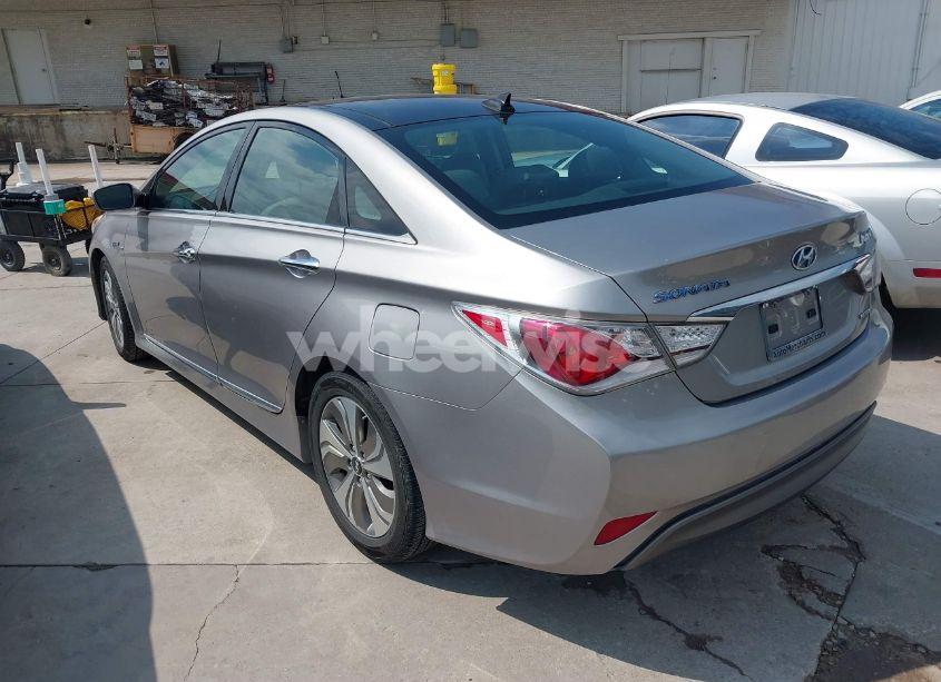 Photo 3 of 2014 Hyundai Sonata HYBRID LIMITED (VIN KMHEC4A49EA106885)
