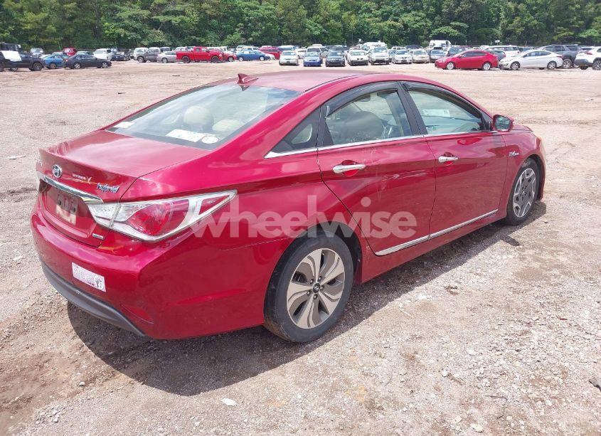 Photo 4 of 2014 Hyundai Sonata HYBRID LIMITED (VIN KMHEC4A49EA111729)