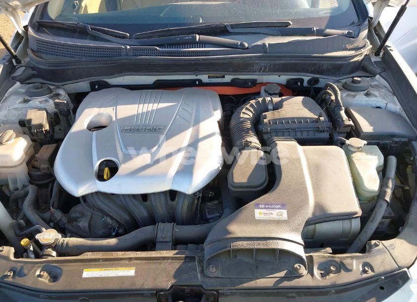 Photo 10 of 2011 Hyundai Sonata HYBRID (VIN KMHEC4A4XBA001977)