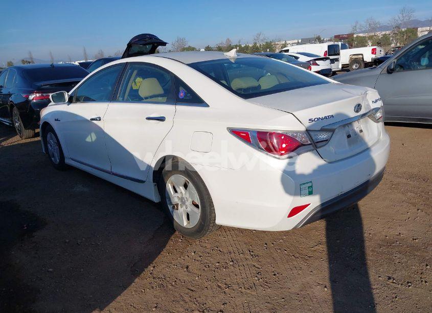 Photo 3 of 2011 Hyundai Sonata HYBRID (VIN KMHEC4A4XBA001977)