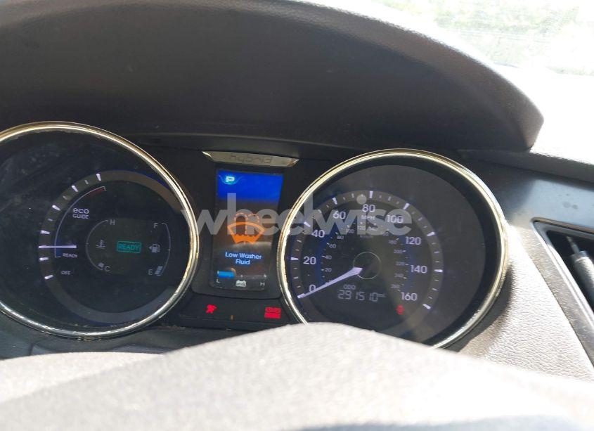 Photo 7 of 2011 Hyundai Sonata HYBRID (VIN KMHEC4A4XBA004085)