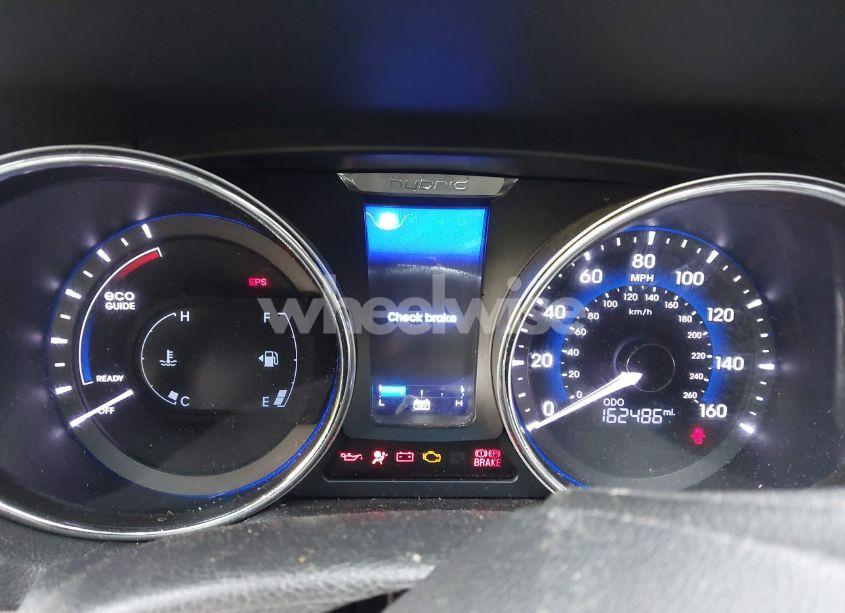 Photo 7 of 2012 Hyundai Sonata HYBRID (VIN KMHEC4A4XCA041249)