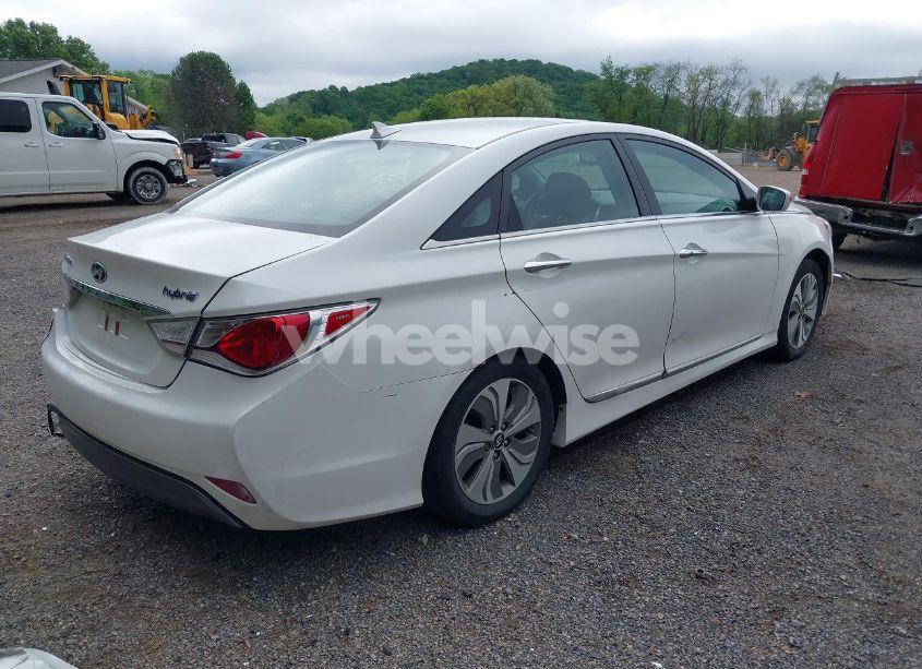 Photo 4 of 2013 Hyundai Sonata HYBRID LIMITED (VIN KMHEC4A4XDA092445)
