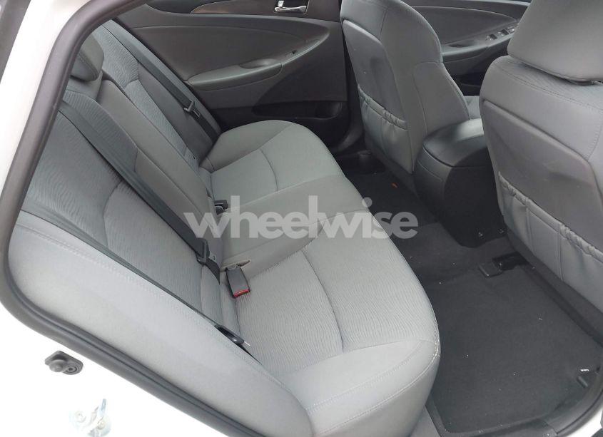 Photo 8 of 2014 Hyundai Sonata HYBRID (VIN KMHEC4A4XEA117572)