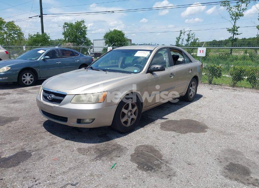 Photo 2 of 2006 Hyundai Sonata GLS (VIN KMHEU46C06A142592)