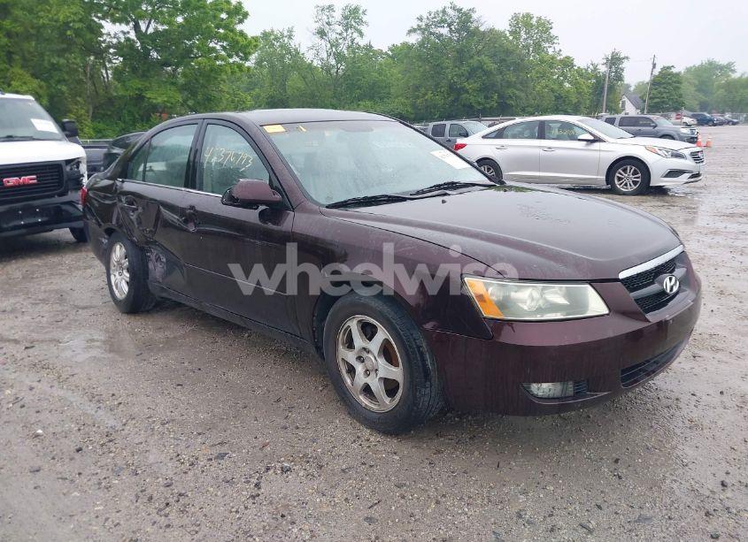 2006 Hyundai Sonata GLS (VIN KMHEU46CX6A075483) main photo