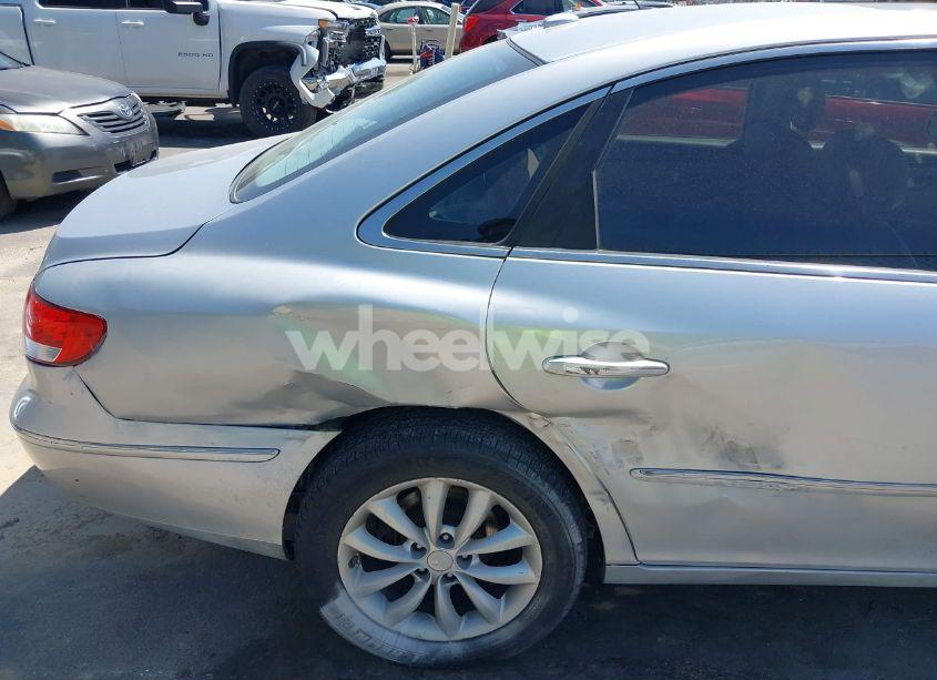 Photo 6 of 2007 Hyundai Azera LIMITED/SE (VIN KMHFC46F17A199984)