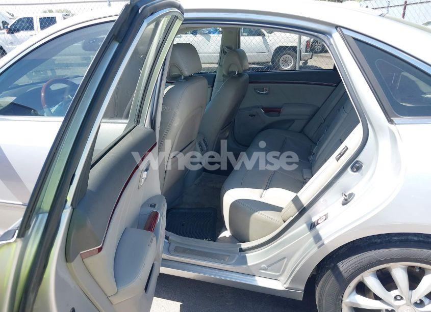 Photo 8 of 2007 Hyundai Azera LIMITED/SE (VIN KMHFC46F17A199984)