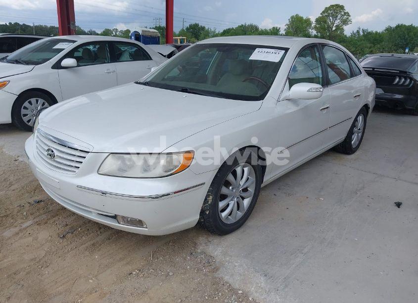 Photo 2 of 2008 Hyundai Azera LIMITED (VIN KMHFC46F28A274631)