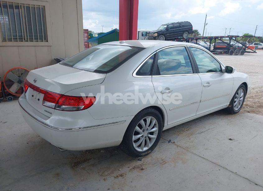 Photo 4 of 2008 Hyundai Azera LIMITED (VIN KMHFC46F28A274631)