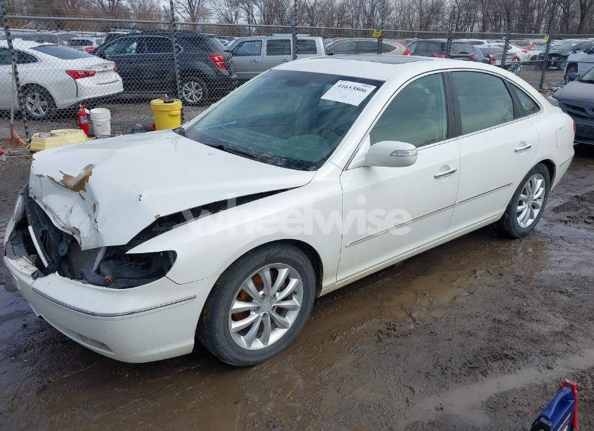 Photo 2 of 2007 Hyundai Azera LIMITED/SE (VIN KMHFC46F57A178118)