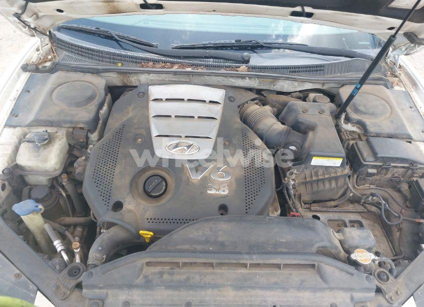 Photo 10 of 2006 Hyundai Azera LIMITED/SE (VIN KMHFC46F66A098423)