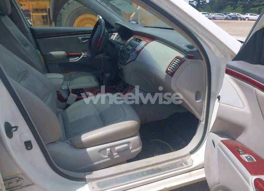 Photo 5 of 2006 Hyundai Azera LIMITED/SE (VIN KMHFC46F66A098423)