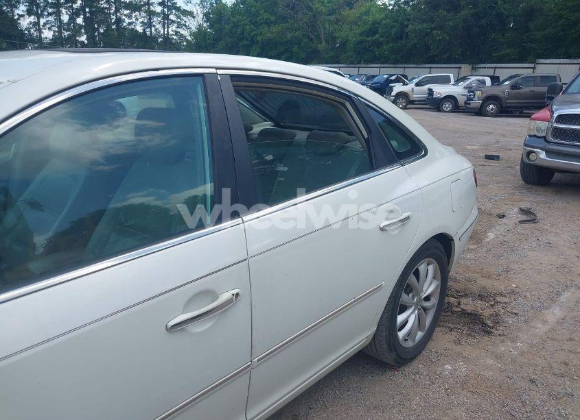 Photo 6 of 2006 Hyundai Azera LIMITED/SE (VIN KMHFC46F66A098423)