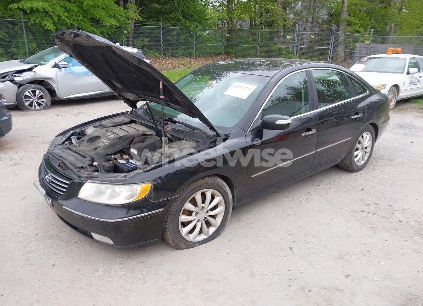 Photo 2 of 2007 Hyundai Azera LIMITED/SE (VIN KMHFC46F67A244191)