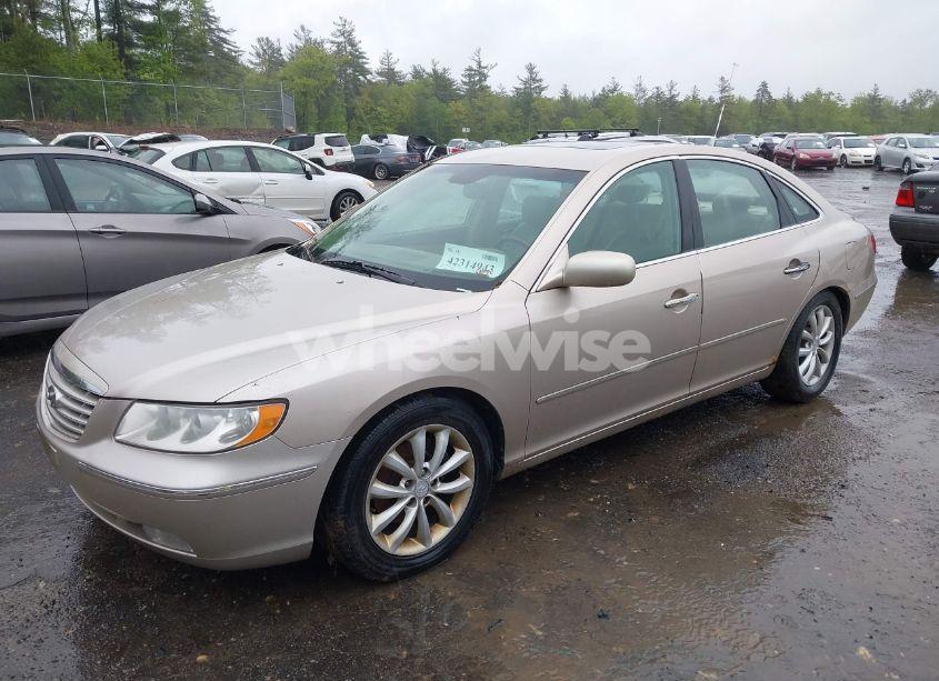 Photo 2 of 2006 Hyundai Azera LIMITED/SE (VIN KMHFC46F76A134958)