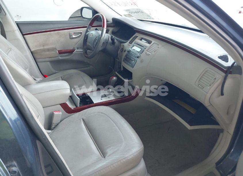 Photo 5 of 2007 Hyundai Azera LIMITED/SE (VIN KMHFC46FX7A147219)