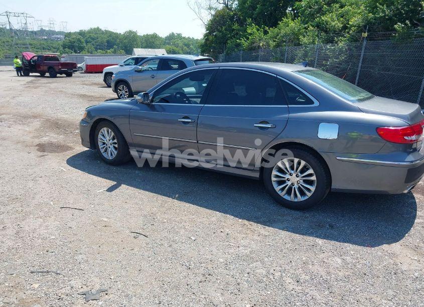 Photo 3 of 2011 Hyundai Azera LIMITED (VIN KMHFC4DF1BA552350)