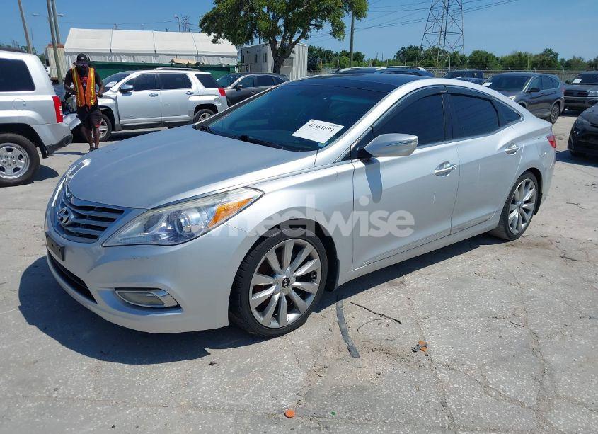 Photo 2 of 2013 Hyundai Azera (VIN KMHFH4JG6DA321882)