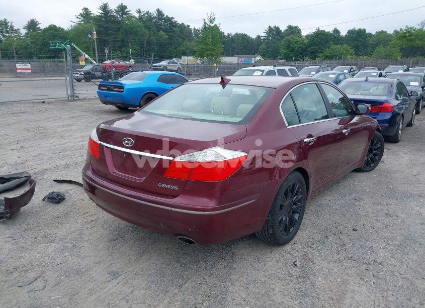 Photo 4 of 2009 Hyundai Genesis 3.8 (VIN KMHGC46E49U019040)