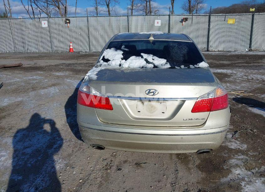 Photo 16 of 2009 Hyundai Genesis 4.6 (VIN KMHGC46F59U034753)