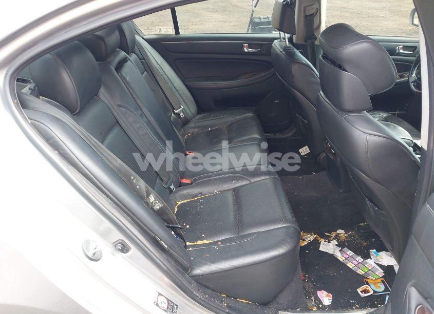 Photo 8 of 2009 Hyundai Genesis 4.6 (VIN KMHGC46F69U064960)