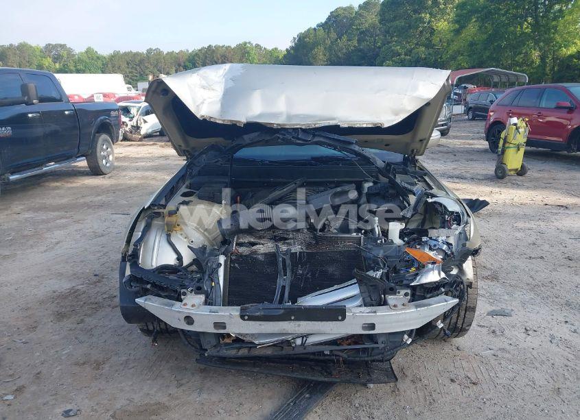 Photo 13 of 2009 Hyundai Genesis 4.6 (VIN KMHGC46F89U035122)