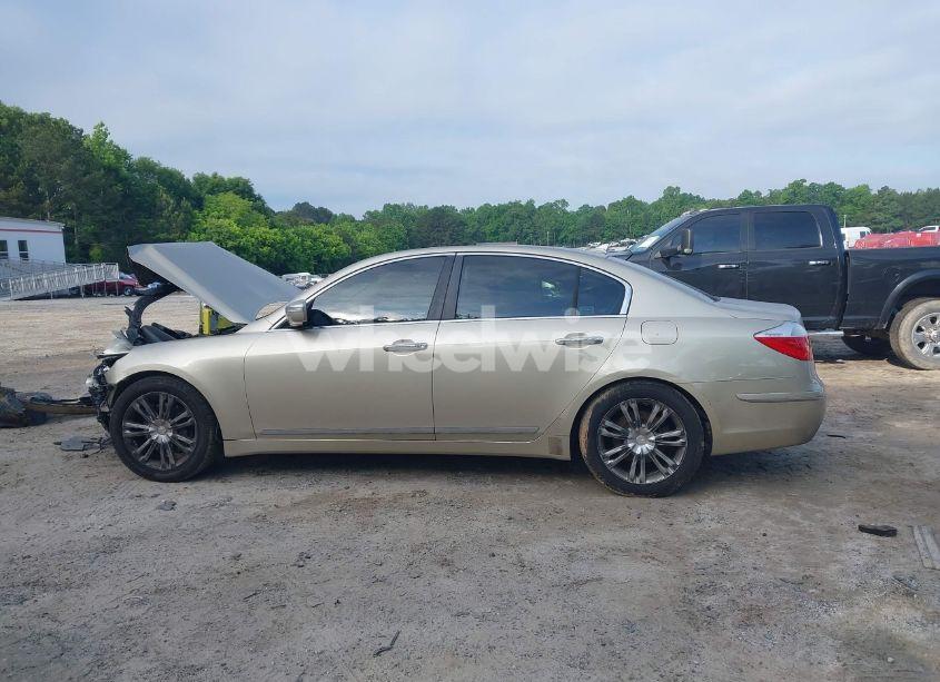 Photo 15 of 2009 Hyundai Genesis 4.6 (VIN KMHGC46F89U035122)