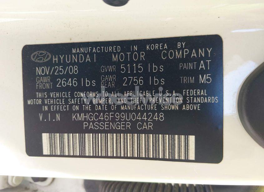 Photo 9 of 2009 Hyundai Genesis 4.6 (VIN KMHGC46F99U044248)