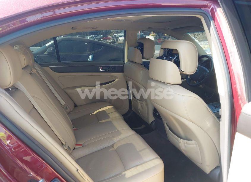 Photo 8 of 2009 Hyundai Genesis 4.6 (VIN KMHGC46FX9U032433)