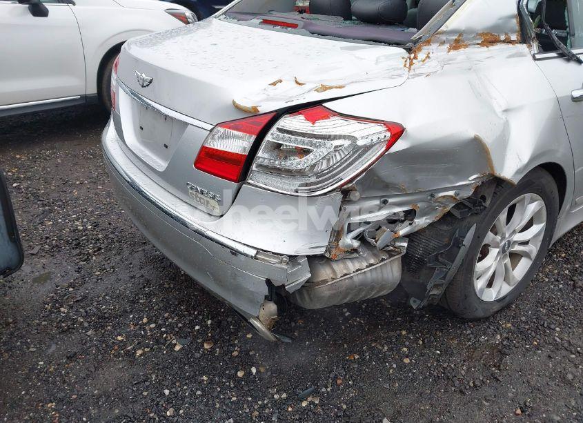 Photo 19 of 2013 Hyundai Genesis 3.8 (VIN KMHGC4DD0DU247488)