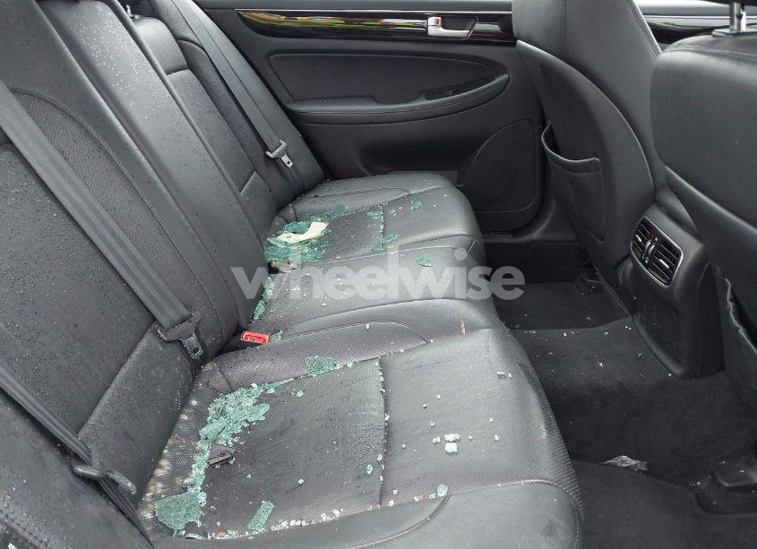 Photo 8 of 2013 Hyundai Genesis 3.8 (VIN KMHGC4DD0DU247488)