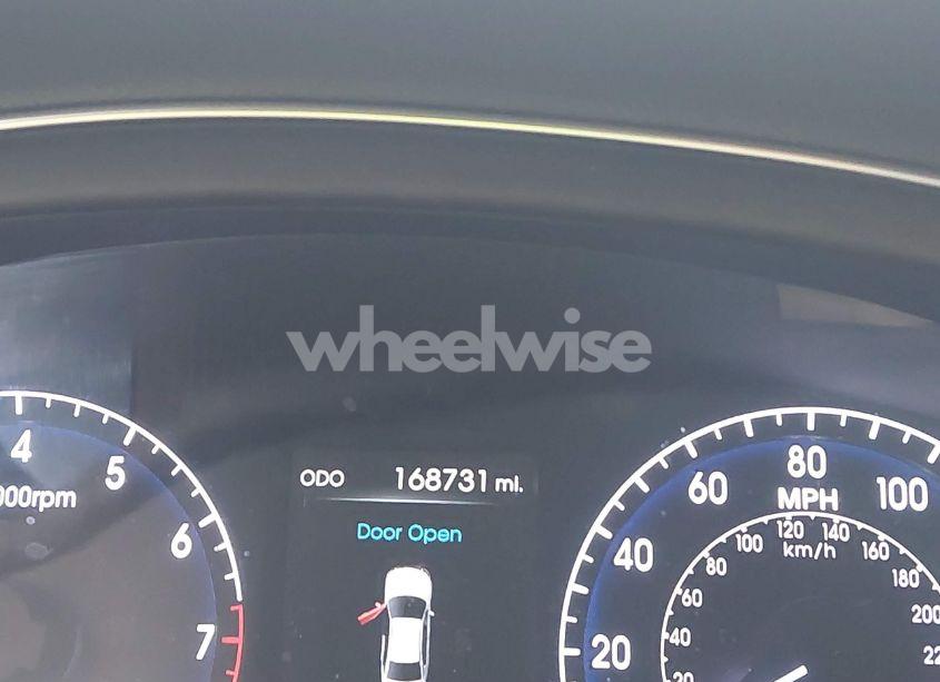 Photo 7 of 2013 Hyundai Genesis 3.8 (VIN KMHGC4DD1DU224852)