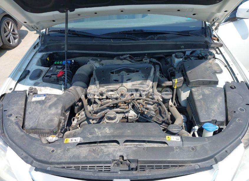 Photo 10 of 2013 Hyundai Genesis 3.8 (VIN KMHGC4DD2DU239750)