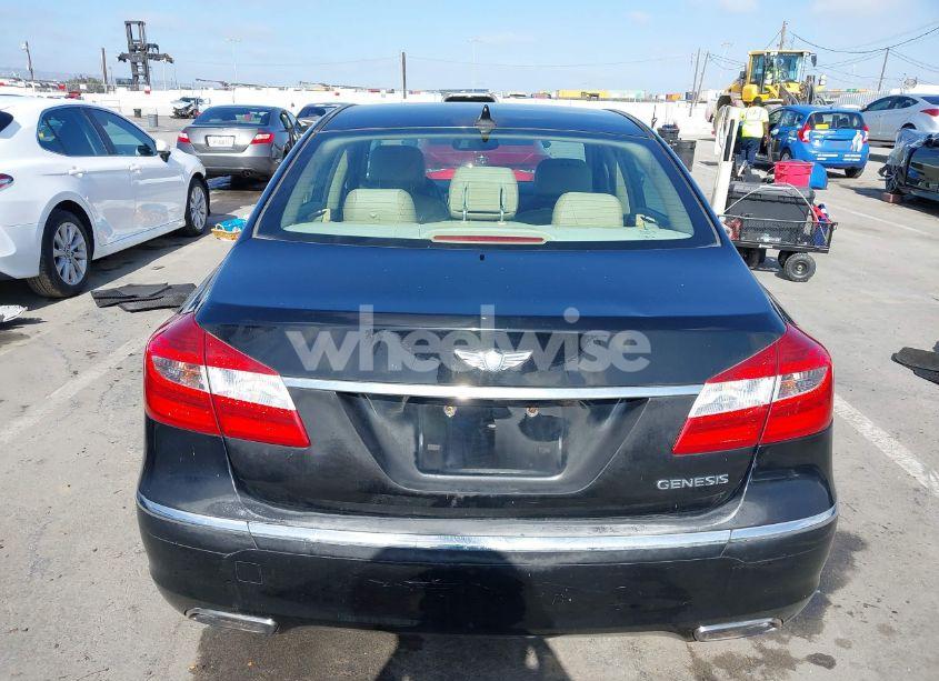 Photo 16 of 2013 Hyundai Genesis 3.8 (VIN KMHGC4DD2DU241594)