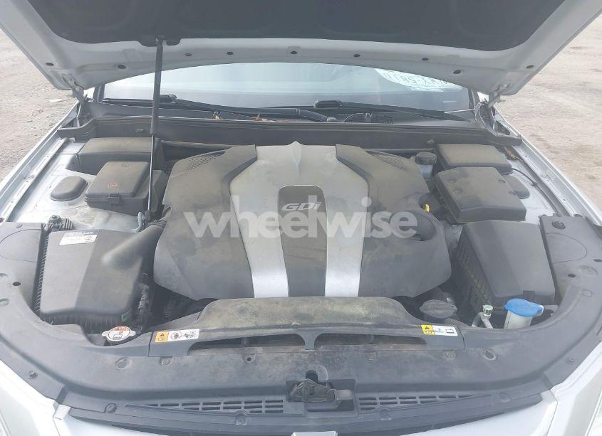 Photo 10 of 2013 Hyundai Genesis 3.8 (VIN KMHGC4DD2DU245953)