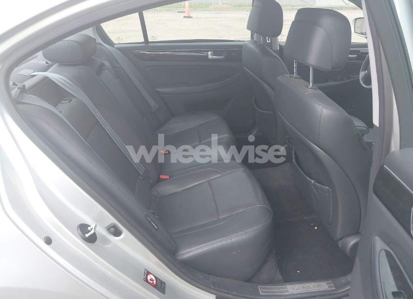 Photo 8 of 2013 Hyundai Genesis 3.8 (VIN KMHGC4DD2DU245953)