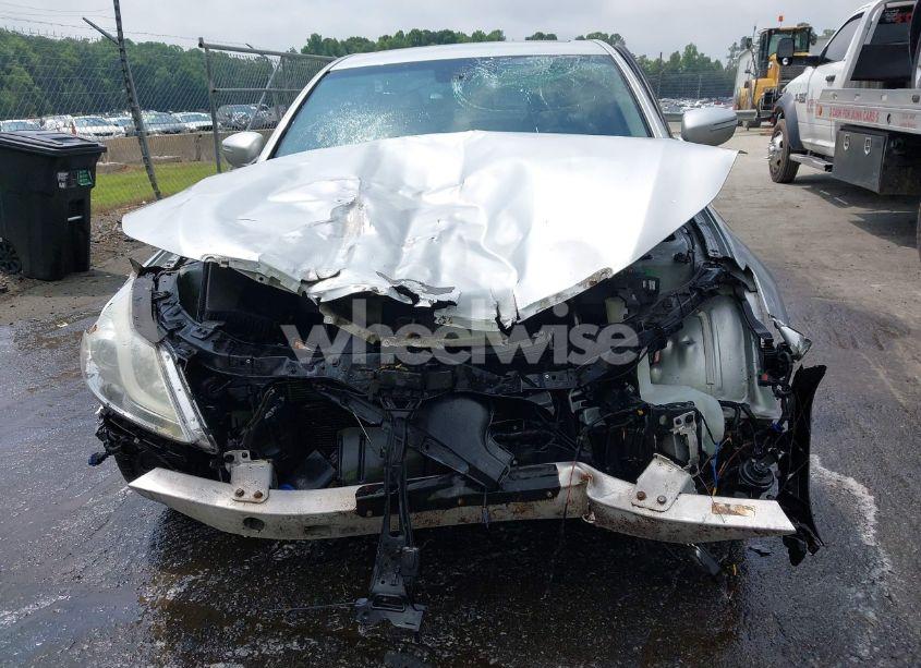 Photo 13 of 2013 Hyundai Genesis 3.8 (VIN KMHGC4DD3DU248313)