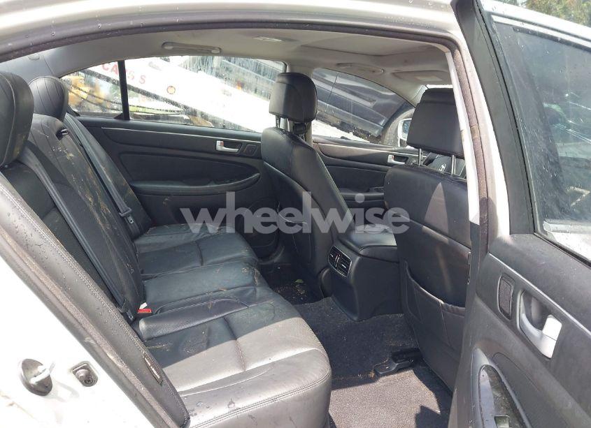 Photo 8 of 2013 Hyundai Genesis 3.8 (VIN KMHGC4DD3DU248313)