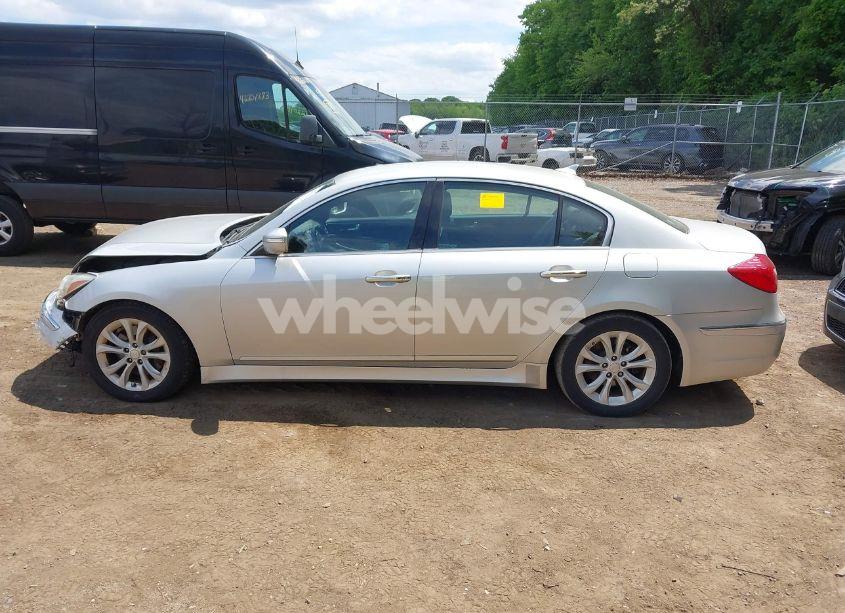 Photo 15 of 2012 Hyundai Genesis 3.8 (VIN KMHGC4DD5CU181941)