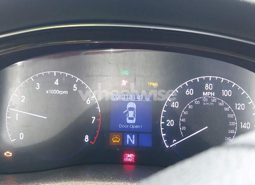 Photo 15 of 2013 Hyundai Genesis 3.8 (VIN KMHGC4DD5DU214566)