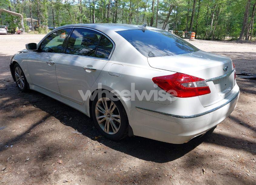 Photo 3 of 2012 Hyundai Genesis 3.8 (VIN KMHGC4DD6CU185562)